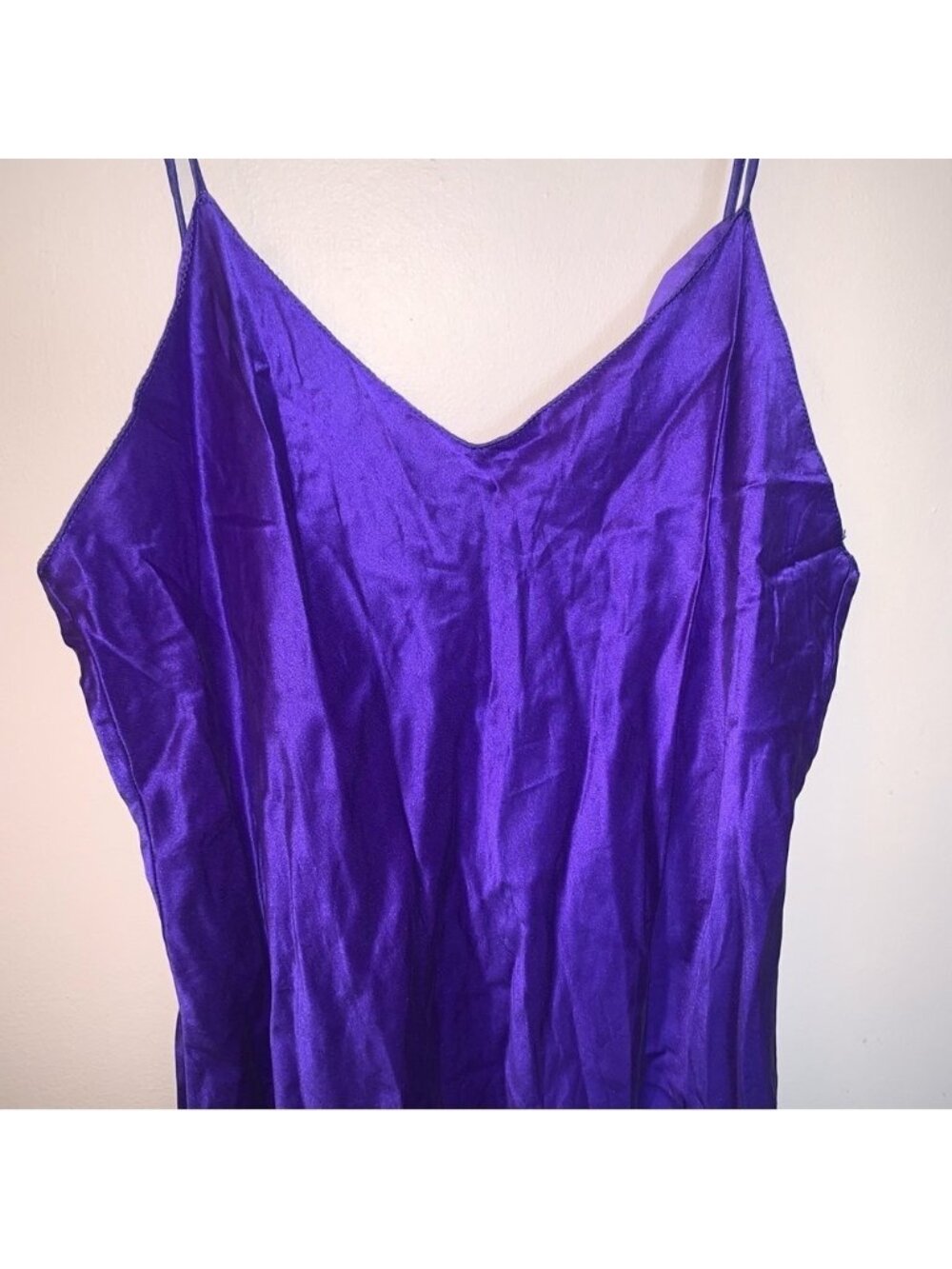 Vintage Purple Chemise 100% Silk - Picture 5 of 9